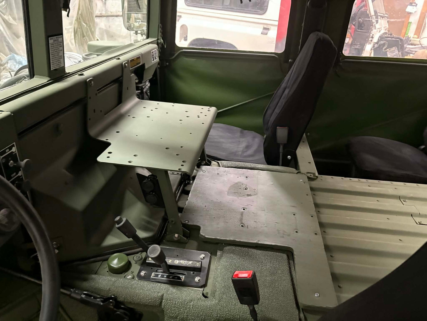 AM GENERAL HUMVEE M1123